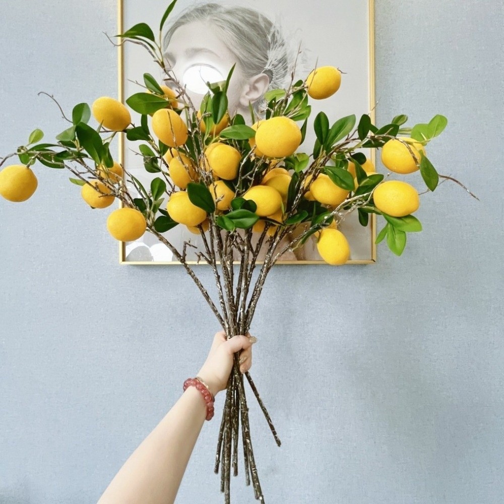 Luxury Lifestyle Items - Ramo di Limone Artificiale con Foglie